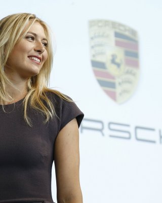 Maria sharapova sieht heiß aus in einem engen grauen Kleid bei der porche-Veranstaltung in stut
 #75234364