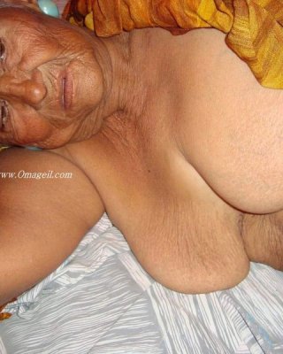 wrinkled old granny pictures #71761715
