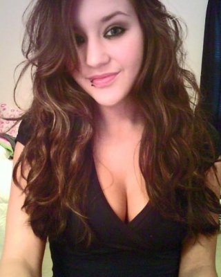 Viele hübsche und heiße Amateur-Teens, die sich ausziehen und sexy posieren
 #79398779