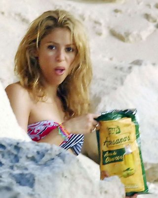 Shakira In Bikini On Yacht And Upskirt On Stage And In Fuckme Boots