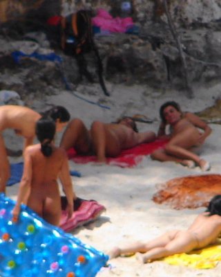 Unglaubliche FKK-Fotos
 #72306940