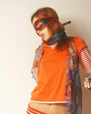 Junger maskierter Rothaariger Teenager strippt
 #67797826