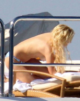 Paris Hilton Exposing Her Nice Tits While Sunbathing Topless On Yacht Paparazzi 