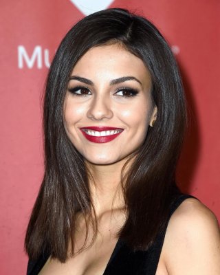 Victoria Justice Wearing Belly Top And Tight Skirt At The 2015 MusiCares Person 