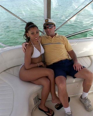 12 Bilder und 1 Film von Angel von Captain Stabbin
 #68964381