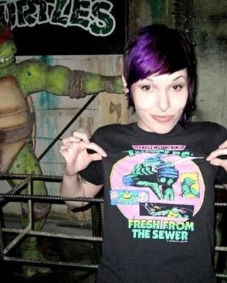 Pics von Punk-Gfs mit kurzen Haaren
 #67608275