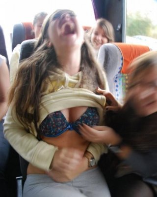 Chicas traviesas posando para fotos calientes en un viaje en autobús
 #75692779
