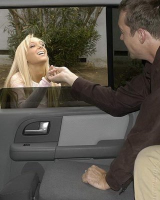 Kalifornisches blondes Küken bekommt einen guten Fick
 #71564454