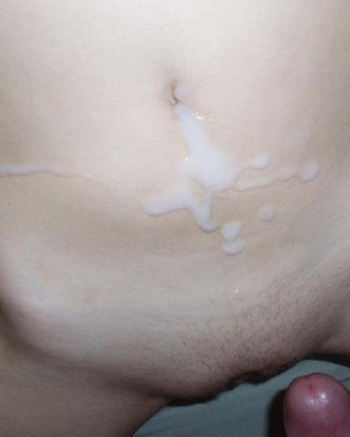 Geile Real-Life-Teens mit klebrigem Sperma bedeckt
 #75828276