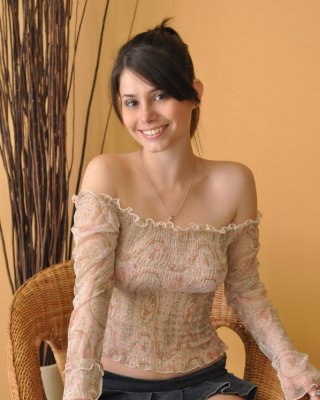 Sommersprossiges Teen Girl Dekolleté
 #74646705