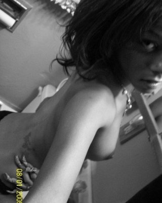 Sexy Arsch Ebenholz Hottie unter frechen selfpics
 #73317764