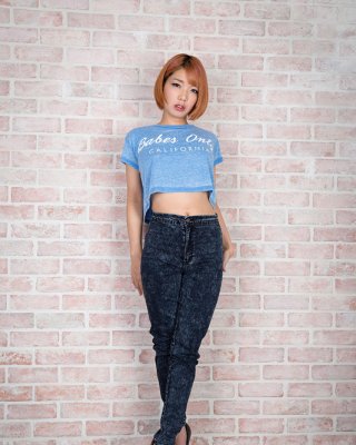 Chie kobayashi
 #69758009