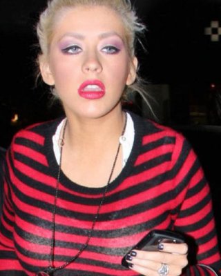 Celeb singer Christina Aguilera upskirt shaved pussy #75417061