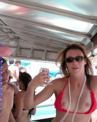 320px x 400px - Drunk Spring Break college girls flashing perfect tan tits Porn Pictures,  XXX Photos, Sex Images #3313416 - PICTOA