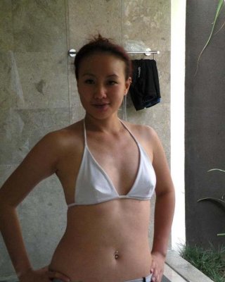 Galerie von zwei sexy ungezogenen Amateur singapurischen Hotties
 #69766985
