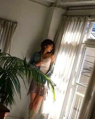 Schüchterne japanische Milf nackt und zeigt ihren winzigen Körper
 #69954115