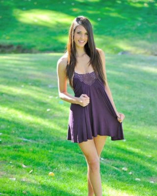 Erstaunliche Brünette Babe reibt ihre frechen Titten und Fingersatz Muschi
 #78387556
