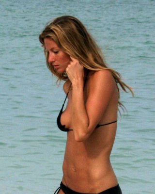 Gisele Bundchen Naked Tits And Sexy Ass In Thongs