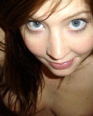 Viele heißeste Amateur-Teens und -Babes posieren vor der Kamera
 #79405908