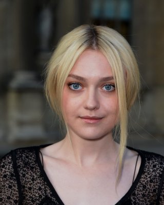 Dakota Fanning Wearing Black See-through Dress At Louis Vuitton Spring 2014 Fash