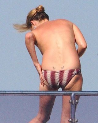 Kate Moss Showing Her Nice Small Tits On Yacht Paparazzi Pics