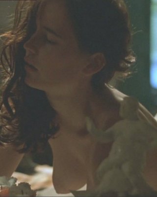 Very Sexy Eva Green Posing Naked