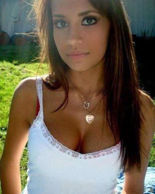 Lesbische Amateure haben Spaß
 #67977106