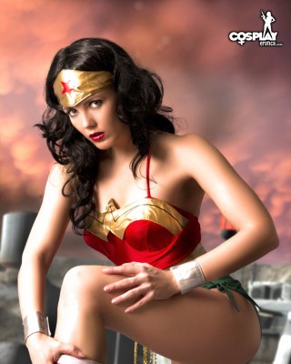 320px x 400px - Sexy girl dressed as Wonder Woman strips naked Porn Pictures, XXX Photos,  Sex Images #2701240 - PICTOA