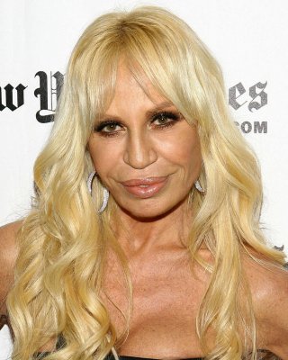 Donatella versace cought exposing her big tits on beach paparazzi pictures
 #75362541