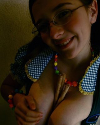 Galerie von featuring angel jay
 #76752239