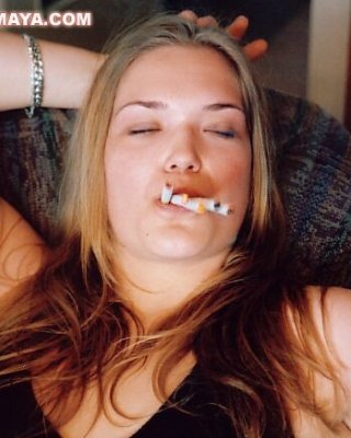 Teen Smoking Cigarettes - Amateur Teen Smoking Porn Pics - PICTOA