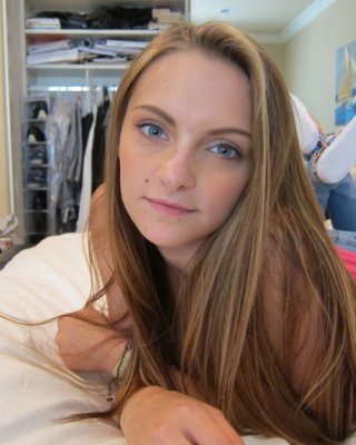 Amateur 18 Jahre alte gf saugt großen Schwanz für Gesichtsbehandlung
 #74393792