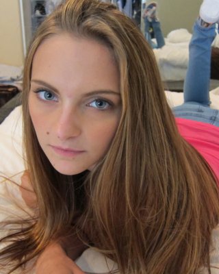 Amateur 18 Jahre alte gf saugt großen Schwanz für Gesichtsbehandlung
 #74393799