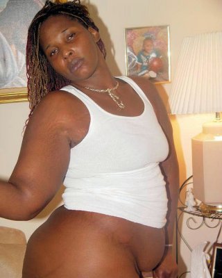 320px x 400px - Curvacious big ass older black mama strips panties and all Porn Pictures,  XXX Photos, Sex Images #3254925 - PICTOA