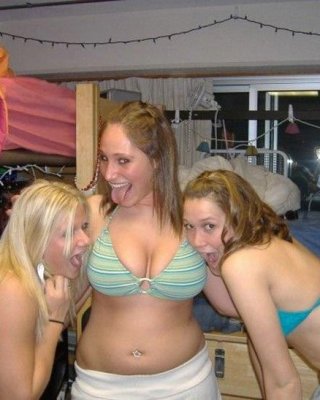 Hausgemachte frische Bilder von netten Freundinnen mit hartem Sex
 #67386037