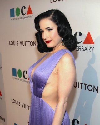 Dita Von Teese Braless Showing Cleavage And Sideboob