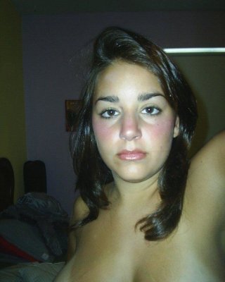 Photos of a busty amateur babe camwhoring in the nude #67590430