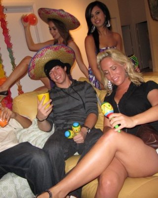320px x 400px - Two drunk teens pleasure two horny guys at a Cinco de Mayo party Porn  Pictures, XXX Photos, Sex Images #3337625 - PICTOA