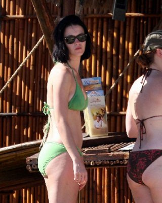 Katy Perry Showing Her Nice And Sexy Ass In Green Bikini On Beach