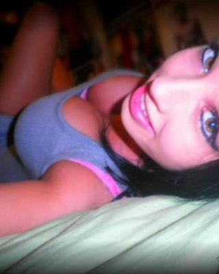 Galerie eines vollbusigen Amateur-Babys beim Camwhoring zu Hause
 #72936915