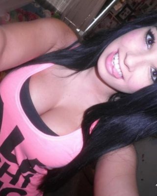 Galerie eines vollbusigen Amateur-Babys beim Camwhoring zu Hause
 #72936926