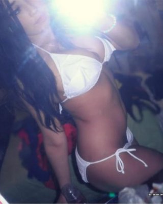 Galerie eines vollbusigen Amateur-Babys beim Camwhoring zu Hause
 #72936972