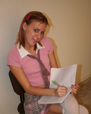 Pictures Of Teen Slut Amber Kelly Being A Bad Schoolgirl