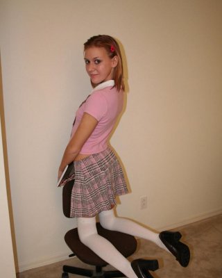 Pictures Of Teen Slut Amber Kelly Being A Bad Schoolgirl