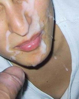 Bilder von heißen Teenie-Cuties, die ihre Gesichter in Sperma getränkt haben
 #60522123