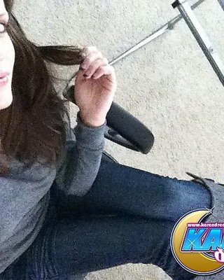 Pictures of Karen Dreams taking sexy pics of herself #57994766