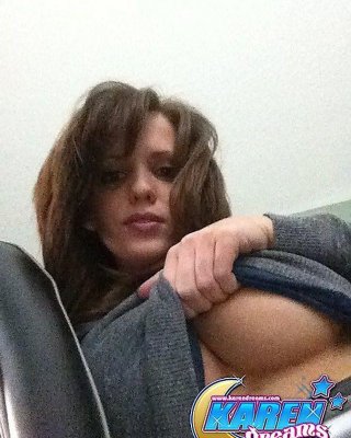 Pictures of Karen Dreams taking sexy pics of herself #57994932