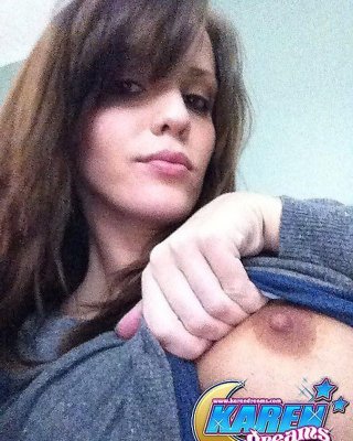 Pictures of Karen Dreams taking sexy pics of herself #57994991