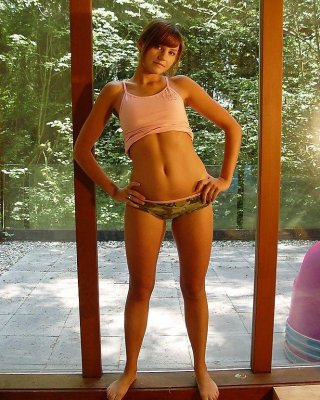 Bilder von josie model stripping für Ihr Vergnügen
 #55676521