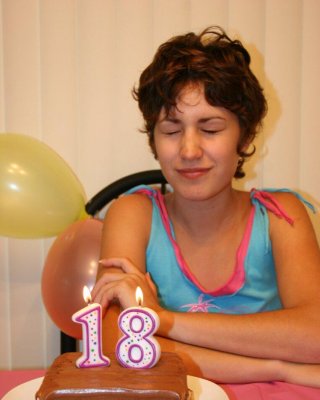 Pictures Of Tiny Gwen Celebrating Her 18th Birthday